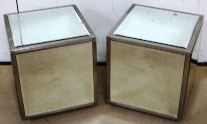 Sarreid mirrored cubes