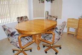 OAK DINING TABLE WITH 6 CHAIRS, TV TRAYS