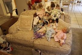 Love seat to match the comfy sofa