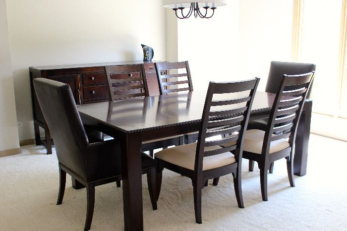 Dining set and buffet