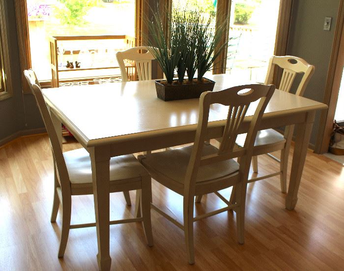 Kitchen table and chairs - there are two additional armed chairs not shown