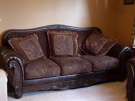 Durablended sofa&loveseat