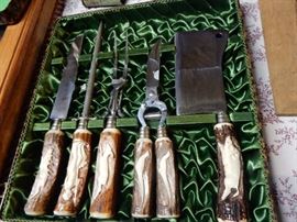 CARVING SET