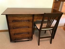 Mid Century Modern Milo Baughman for Drexel Perspective line desk 