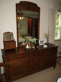 Thomasville dresser