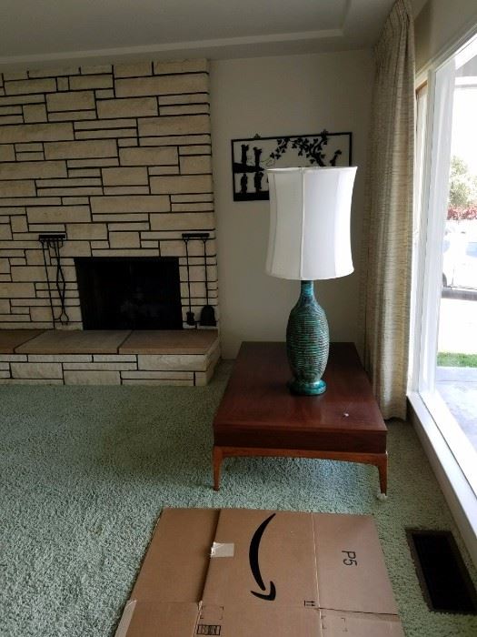 Gorgeous Lane Coffee Table and Mid Century Turquoise lamp