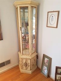 Lighted Curio