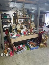 Christmas--nice Santas and more