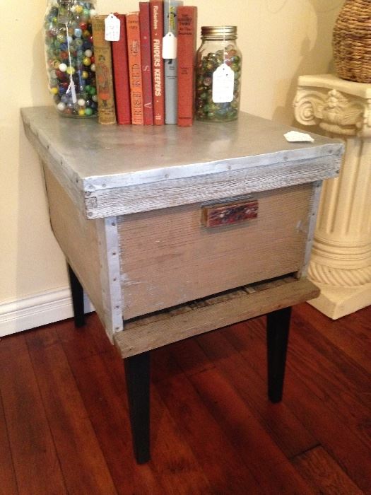 End table fashioned from bee box, removable lid