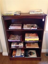 Design books, bookshelf with adj. shelfs