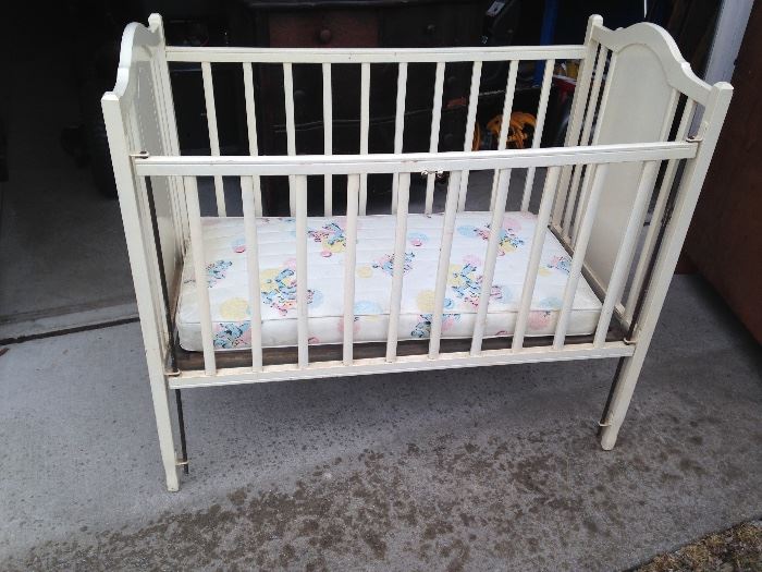 vintage crib for project piece-Mattress had been thrown out
