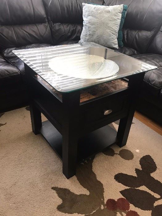 Raymour & Flanigan Glass Top Side Table -