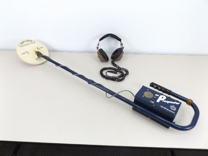 Vintage "The Prospector" VLF/TR Discriminator Metal Detector with Headphones
