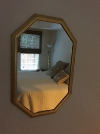 Elongated Octagon Mirror