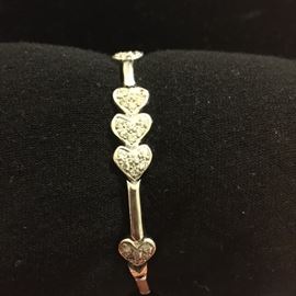 14kt gold diamond heart bracelet