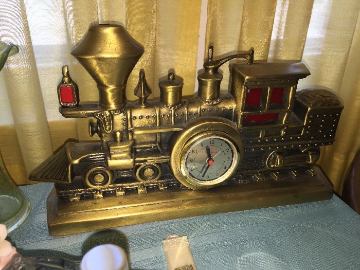 Train engine clock