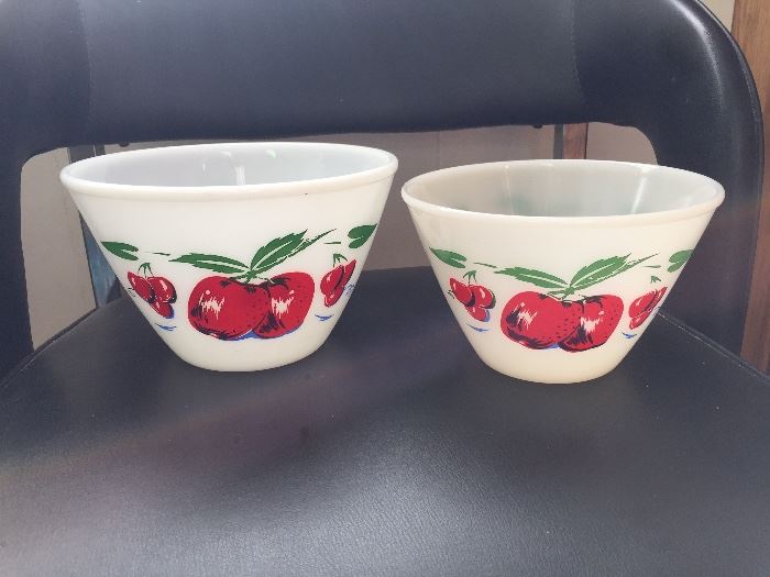 Vintage Fire King bowls!