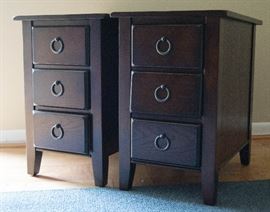  Two end tables  http://www.ctonlineauctions.com/detail.asp?id=629744