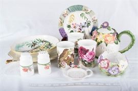  Floral Themed Tea Pot, Bone China Coffee Cups and More  http://www.ctonlineauctions.com/detail.asp?id=629663