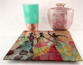 Colorful Glass Decor  http://www.ctonlineauctions.com/detail.asp?id=630046