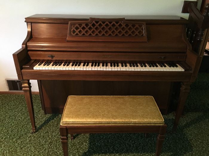 Console Kimball Piano & Bench (client will have it tuned for list price)