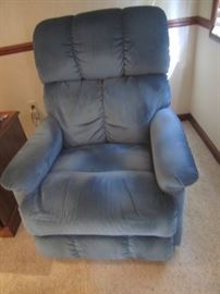 RECLINER