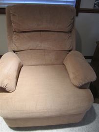RECLINER