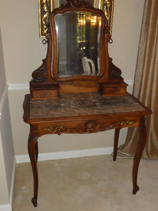 Antique furniture dressing table 