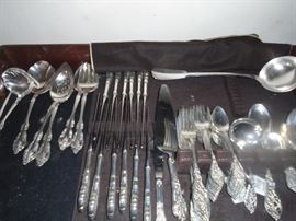 Reed & Barton Rorstelle 77 pieces silverware