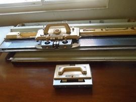Knitting Machine from the 60’s KNITTING KH 830 plus accessories