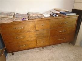 Vintage dresser