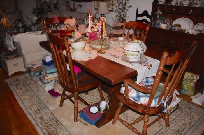 Pedestal Table and 4 Spindle Back Chairs, Loads of Decorative Serving Pieces and Rug