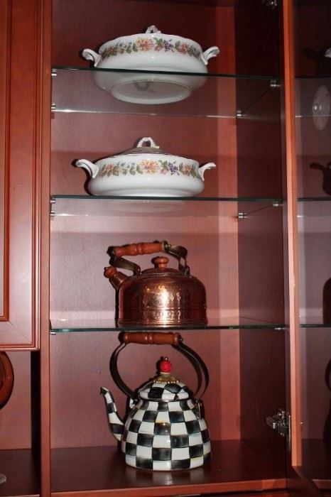 Decorative Casseroles and Tea Pots