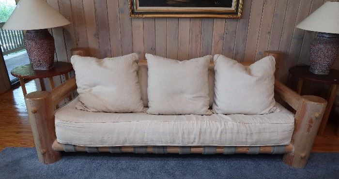 "Pappa" London Marquess pine log sofa