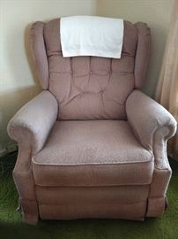 Reclining rocker in mauve