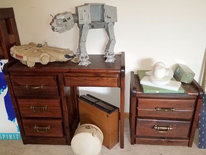 Youth bedroom furniture. Star Wars toys
