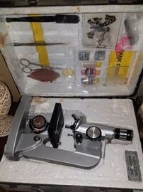 Toy microscope
