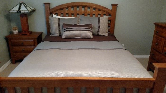 Very nice bed  dresser and nightstand.  Lamp