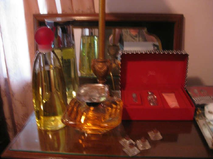a few of the "dummy" display perfumes