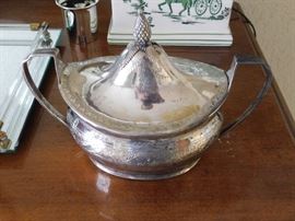 Federal Coin Silver Covered Sugar Bowl, by Ebenezer Moulton, c 1800