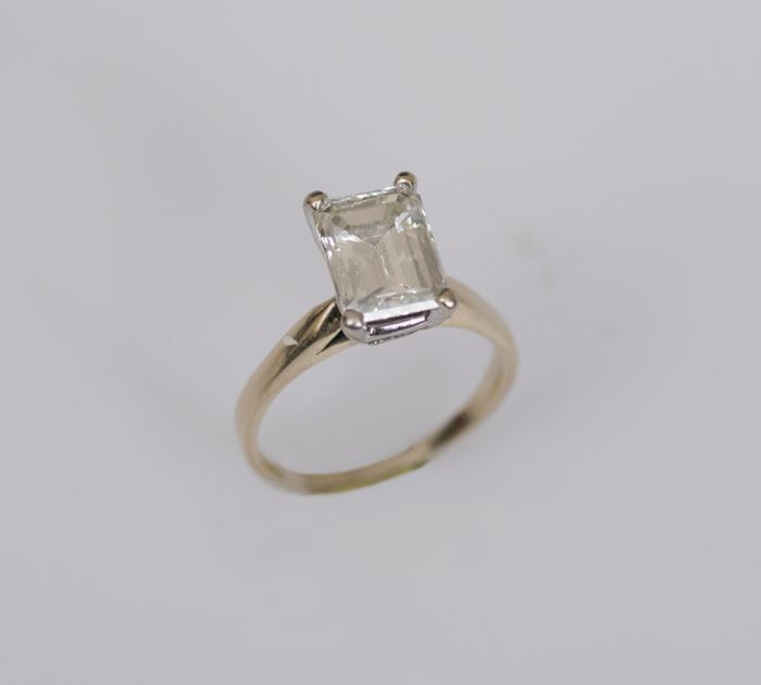 14k Gold Emerald Cut Diamond Ring
with appraisal from Sullivan's
Jewelers which indicates a 3.30 carat
diamond, with VVS1 clarity and  I color
diamond measures 9.90 x 7.35 x 4.98 mm