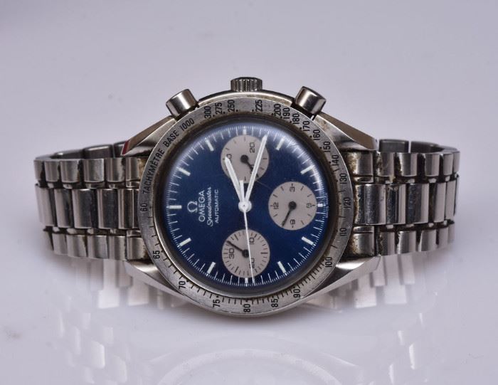 Omega Speedmaster Gent's Wrist Watch
stainless with three dials
8 1/2" bracelet with 4 extra links
in original box