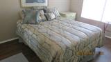 Queen bed & bedding