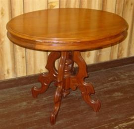 Victorian Walnut Parlor Table