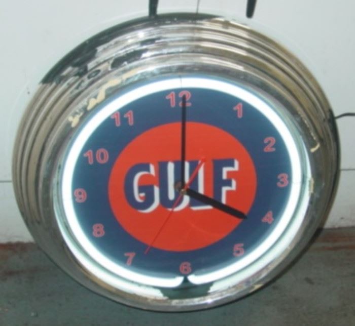 Neon Gulf Clock