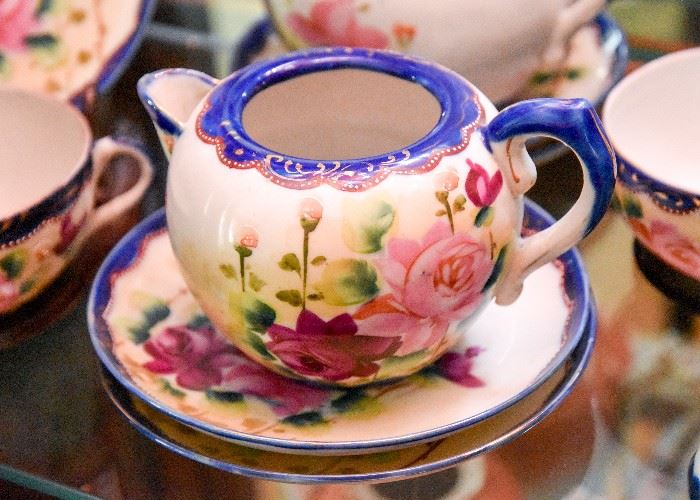 Hand Painted China Tea Set (Roses)
