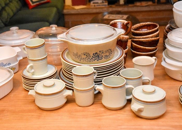 Stoneware Dishes & Vintage Casserole
