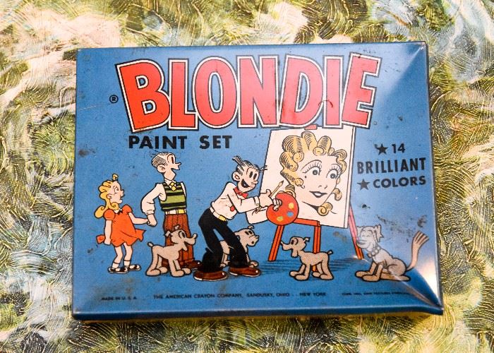 Vintage Blondie Paint Set