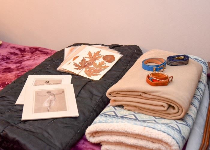 Bed Linens, Home Decor, Women's Belts