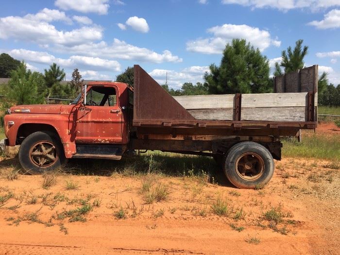 1969 Ford dump truck (running when parked a year ago) Taking bibs. Located in Jackson Georgia.